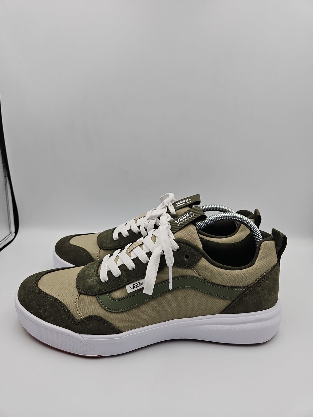 Vans Men’s Low-Top Skate Sneakers in Olive/White
